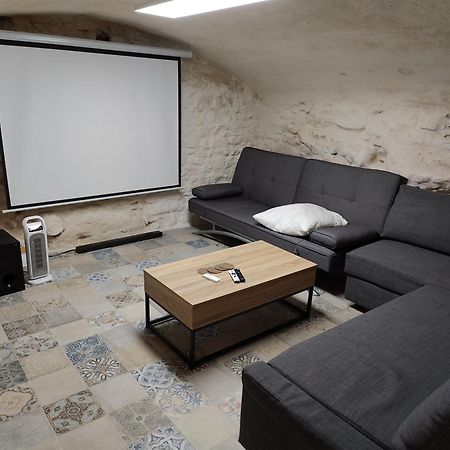 Maison avec salle cinéma, 3 lits, 100m du théâtre Orange  Exterior foto